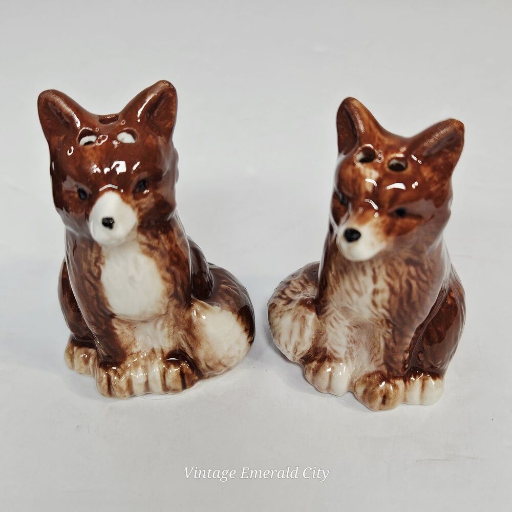 Vtg Emerald City Ceramic Fox Foxes Salt and Pepper Shakers Set Of 2 3D Glazed